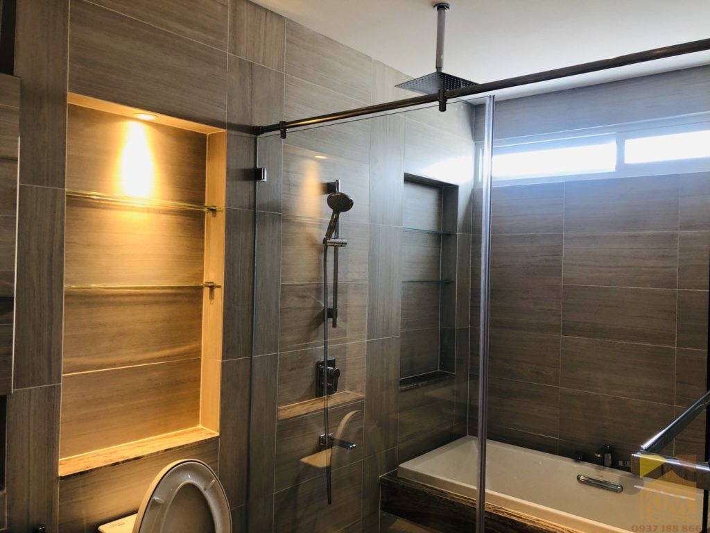 Luxurious spacious and airy apartment for rent at Sarina D2 KIM HOUSE