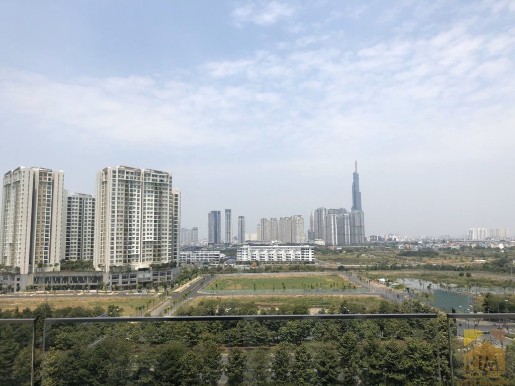 Luxurious spacious and airy apartment for rent at Sarina D2 KIM HOUSE